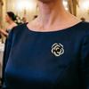 Camellia Small Brooch Rhinestone Inlay Dazzling Alloy Pin Sweater Coat Dress Suit Lapel Badge Jewelry Accessory