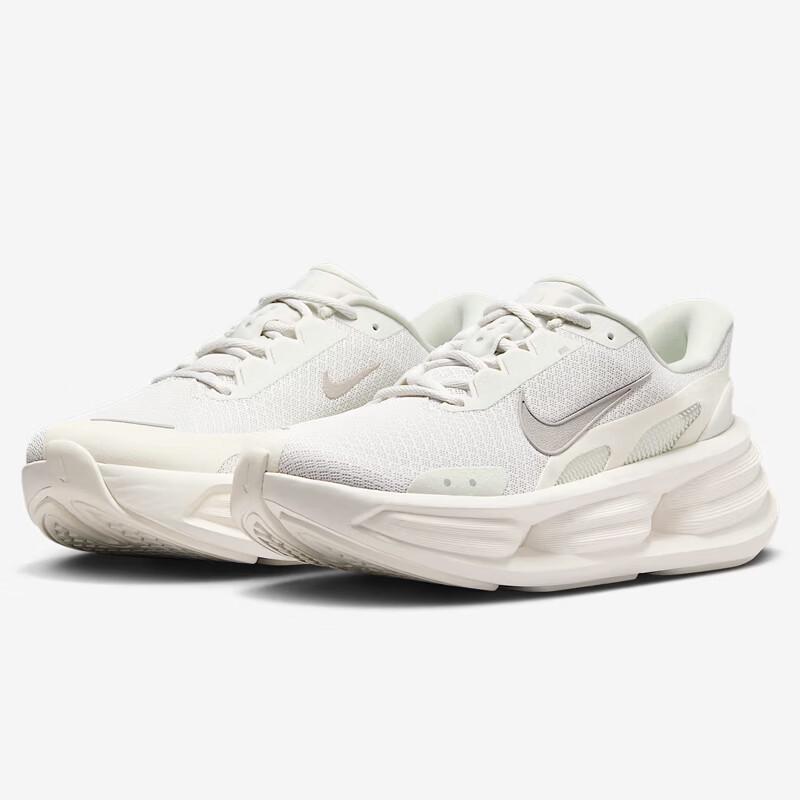 

Nike COMFORT RIDE Men s Running Shoes 42