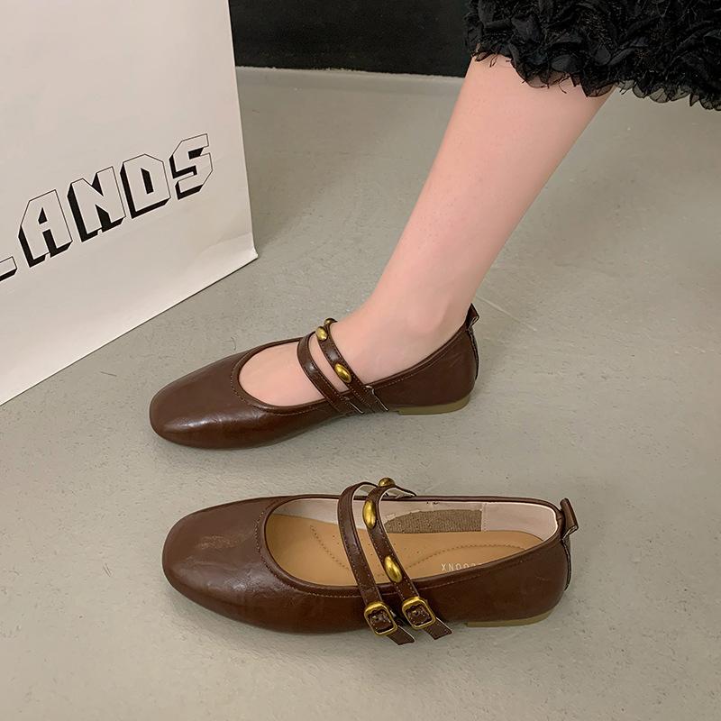

Comfortable and versatile fashion square head temperament casual shoes spring new simple shallow mouth flat heel comfortable single shoes women 40 коричневый