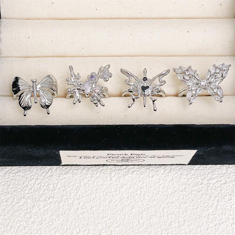 Elegant Three-Dimensional Butterfly Exquisite Open Ring Fashionable Personality Niche Design Light Luxury Retro Ring Woman