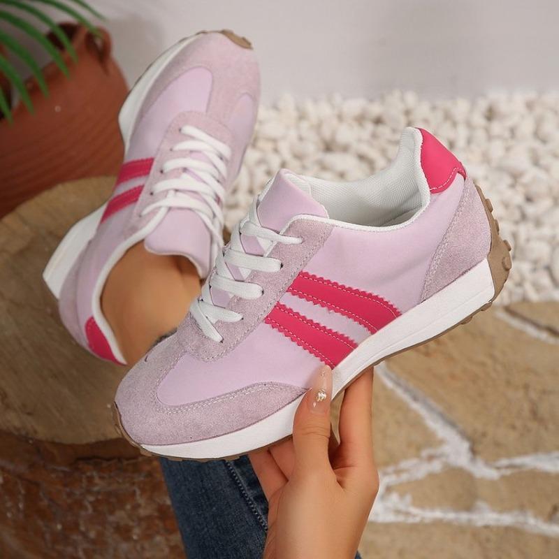 Autumn Women Casual Sports Shoes 2026 Comfortable Non Slip Outdoor Casual Shoes Soft Sole Retro Female Sneakers