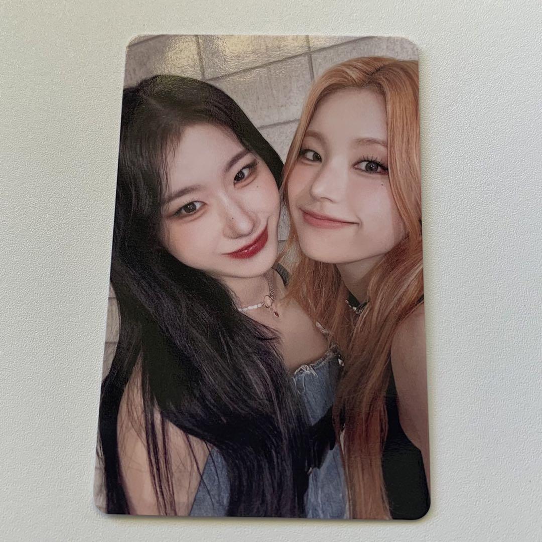 

[Б/У] ITZY Эксклюзивный бонус при покупке на площадке Ёёги Трейдинговая карта Йеджи Чэрён