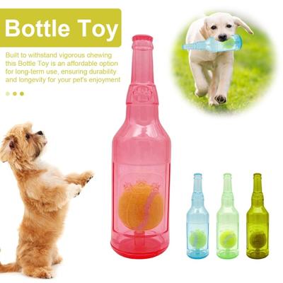 Crunchnplay Flaschenspielzeug Zentric Shop Flaschenspielzeug für Hunde Wasserflasche Kauspielzeug Plastikflaschen-Cruncher mit quietschendem Tennisball
