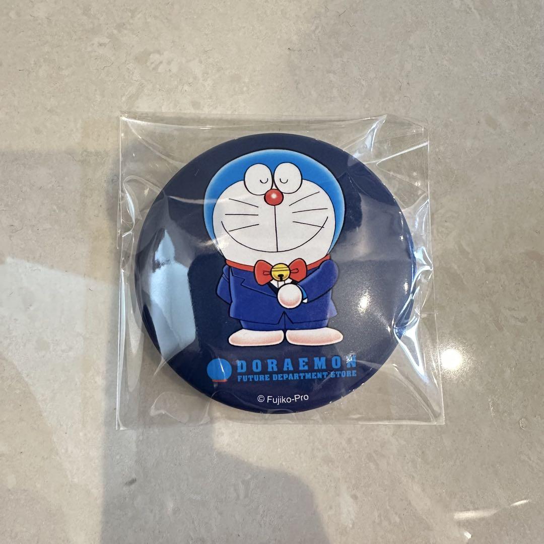 

[USED] Doraemon suit future department store can badge