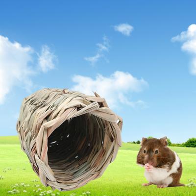 Hamster Yuvası Çiğneme Oyuncağı Doğal Çim El Dokuma Hasır Yuva Küçük Evcil Hayvan Saklanma Tüneli