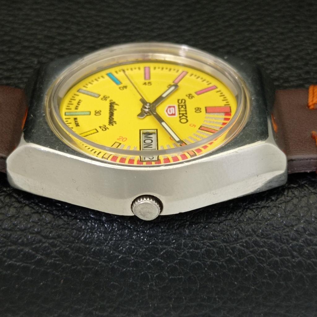 AUTOMATIC 6349A VINTAGE SEIKO 5 JAPAN MENS YELLOW COLOR DIAL WATCH a701445-5 R206b-a701445