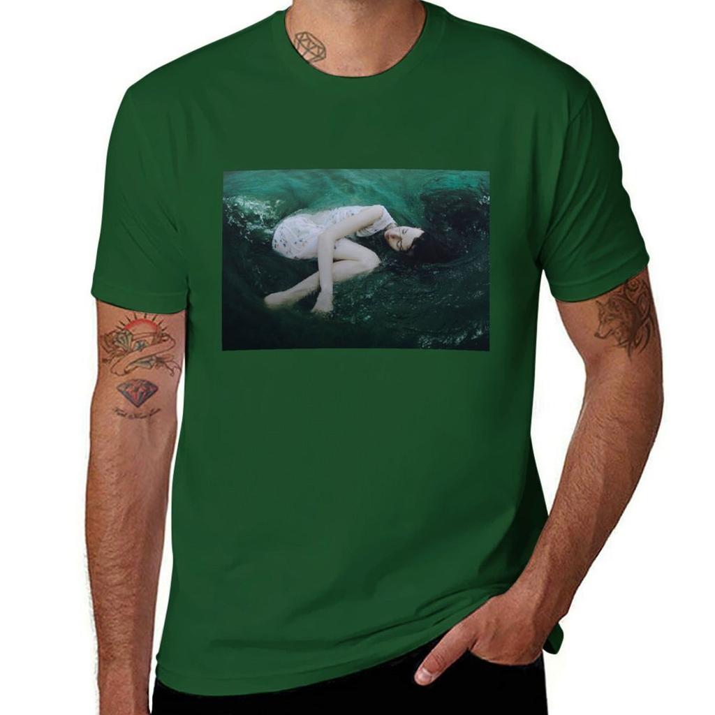 And the Ocean Loved Her Back T-Shirt Summer Top Sweat Short Sleeve Tee Plus Size Clothes Mens Graphic T-shirts Pack