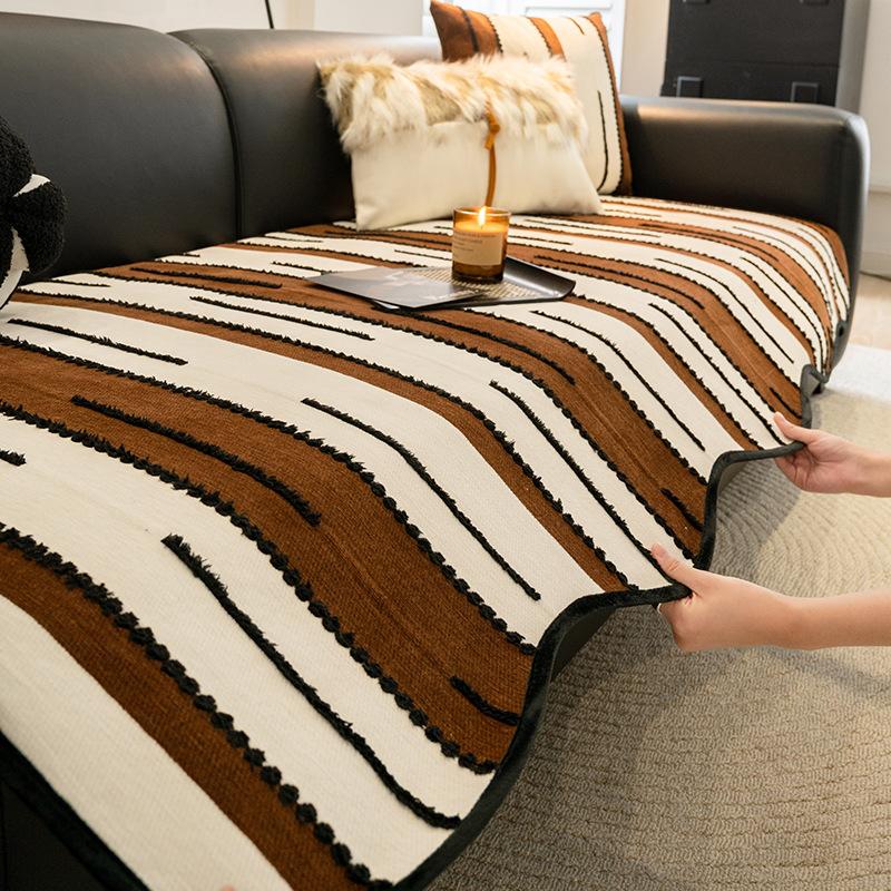 

Чехол на диван Тканевое полотенце Четыре сезона Универсальный Новый Полный чехол Высококачественный Нескользящий Кожаный Чехол-одеяло на подушку сиденья дивана 70*70cm