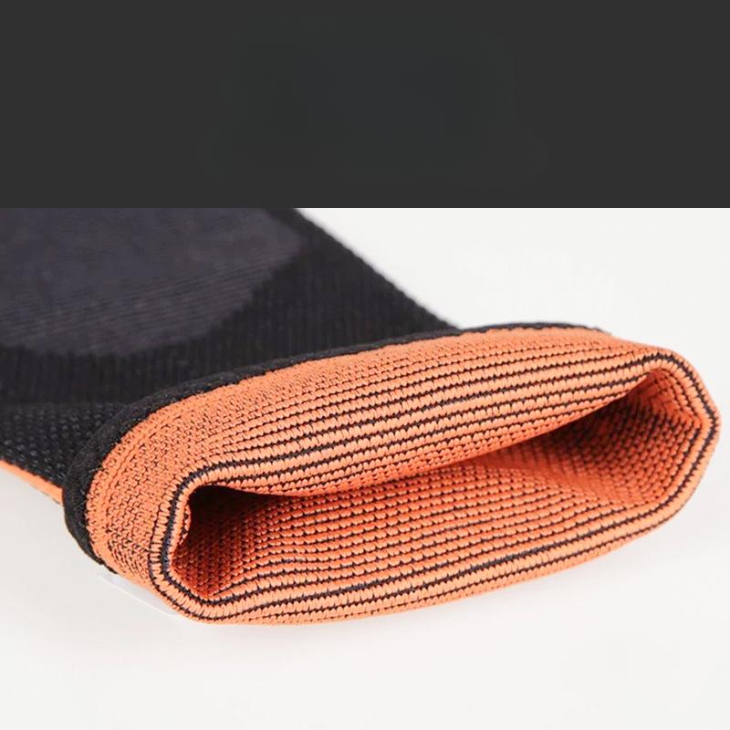 Chrániče kolen, chrániče zápěstí, chrániče loktů, chrániče lýtek, chrániče kotníků, chrániče dlaní, pánská a dámská sada ochranných pomůcek pro basketbal a fitness