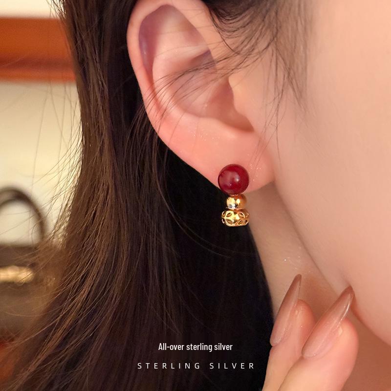 Cui Yan S925 Sterling Silver Chinese Style Red Cinnabar Gourd Stud Earrings for Women - New Year Edition