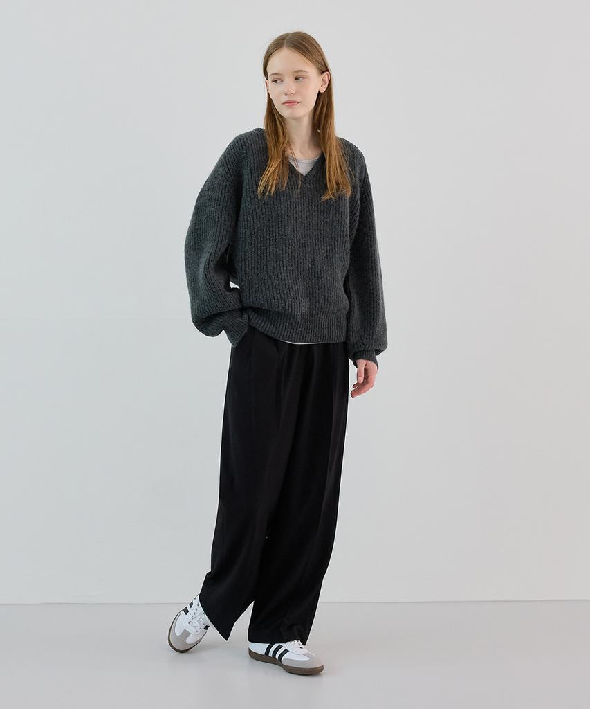 KNOWING Simple Slacks (Black)