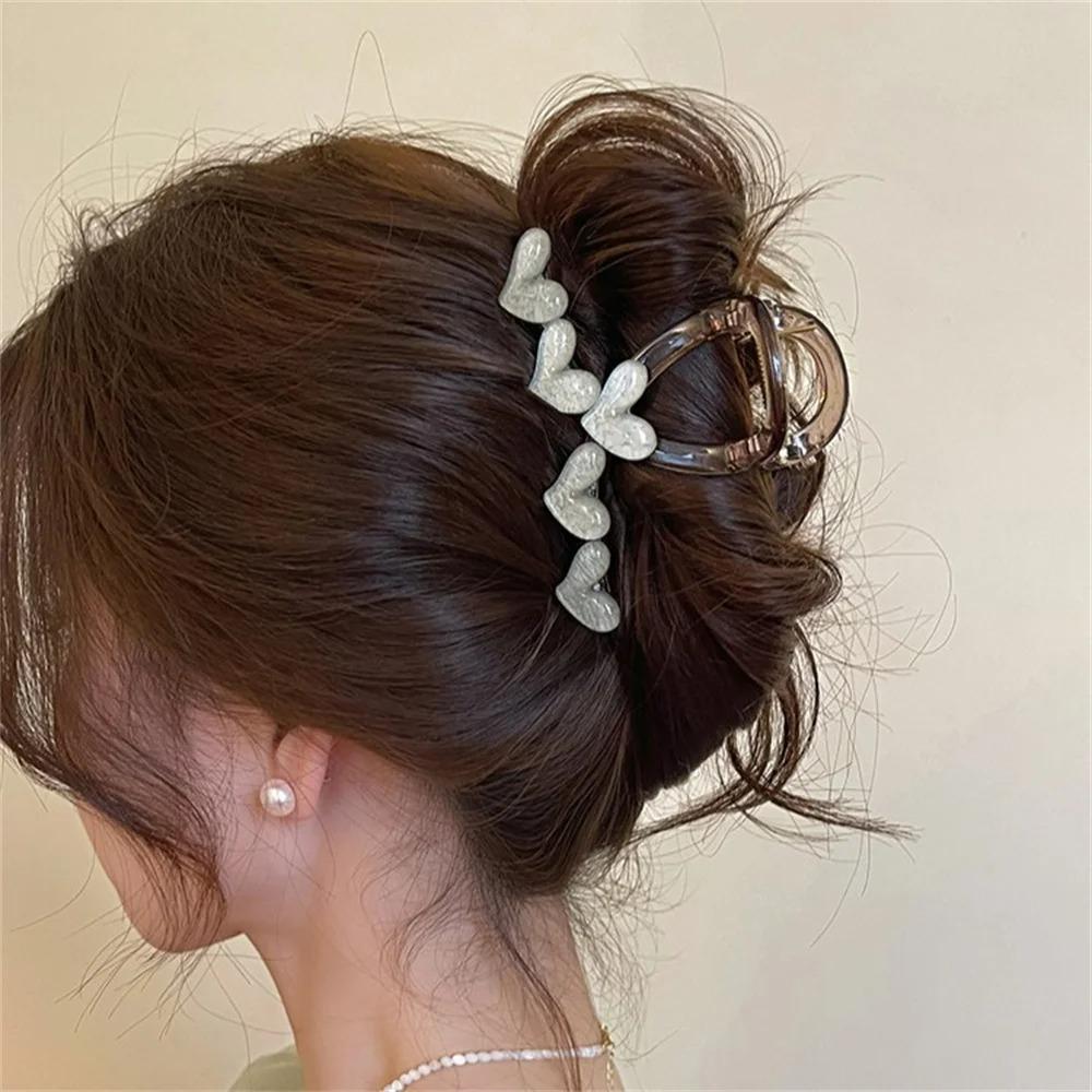 1pc Creative Conch Hairpin Colorful Gift Hair Claw Elegant Shark Clip for Summer Beach Headwear for Summer Beach