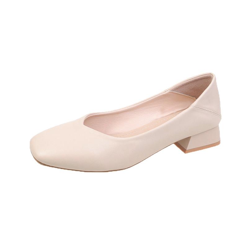 2025 nouvelles chaussures pour femmes version coréenne bout carré bouche peu profonde chaussures simples pour femmes talon épais quatre saisons chaussures pour femmes fabricant