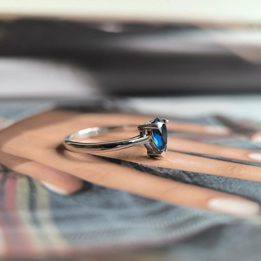 Silberring mit Saphir nano 0,517 ct, Gewicht des Artikels 2,1 g (2195108)