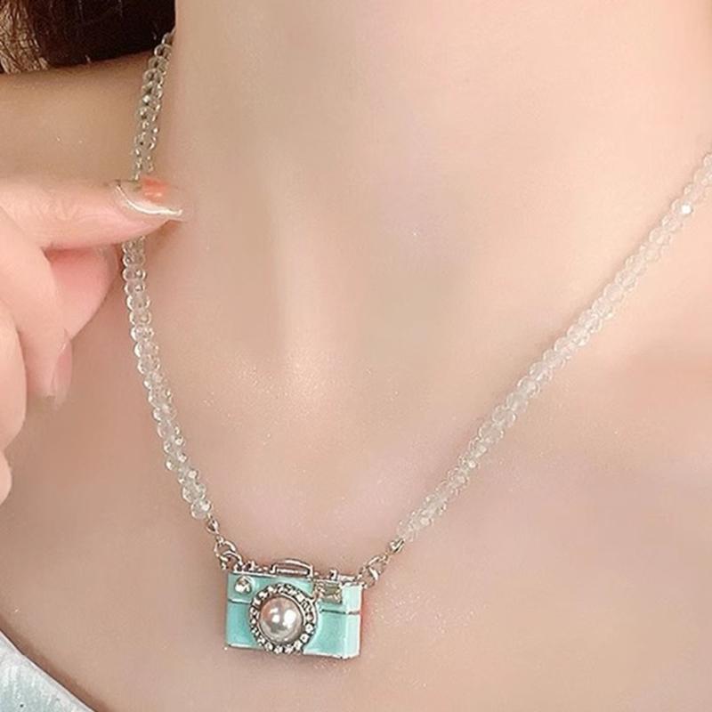 Vintage Camera Pendant Necklace With Crystal Beads 45Cm Adjustable Chain For Women Elegant Collarbone Jewelry Gift
