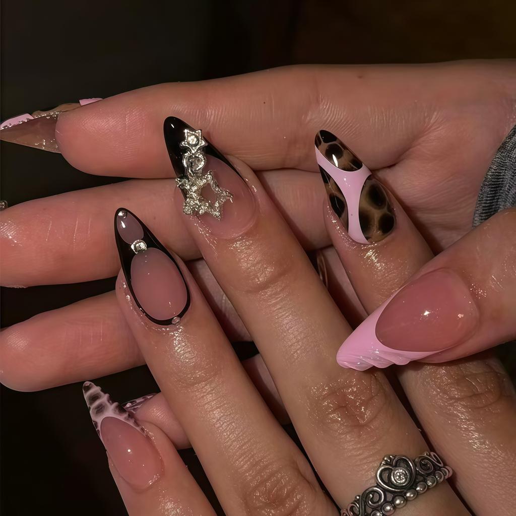 24Pcs Y2K Pink French Press On Nails 3D Metallic Silver Star Butterfly Almond False Nails Sweet Cool Wearable Manicure