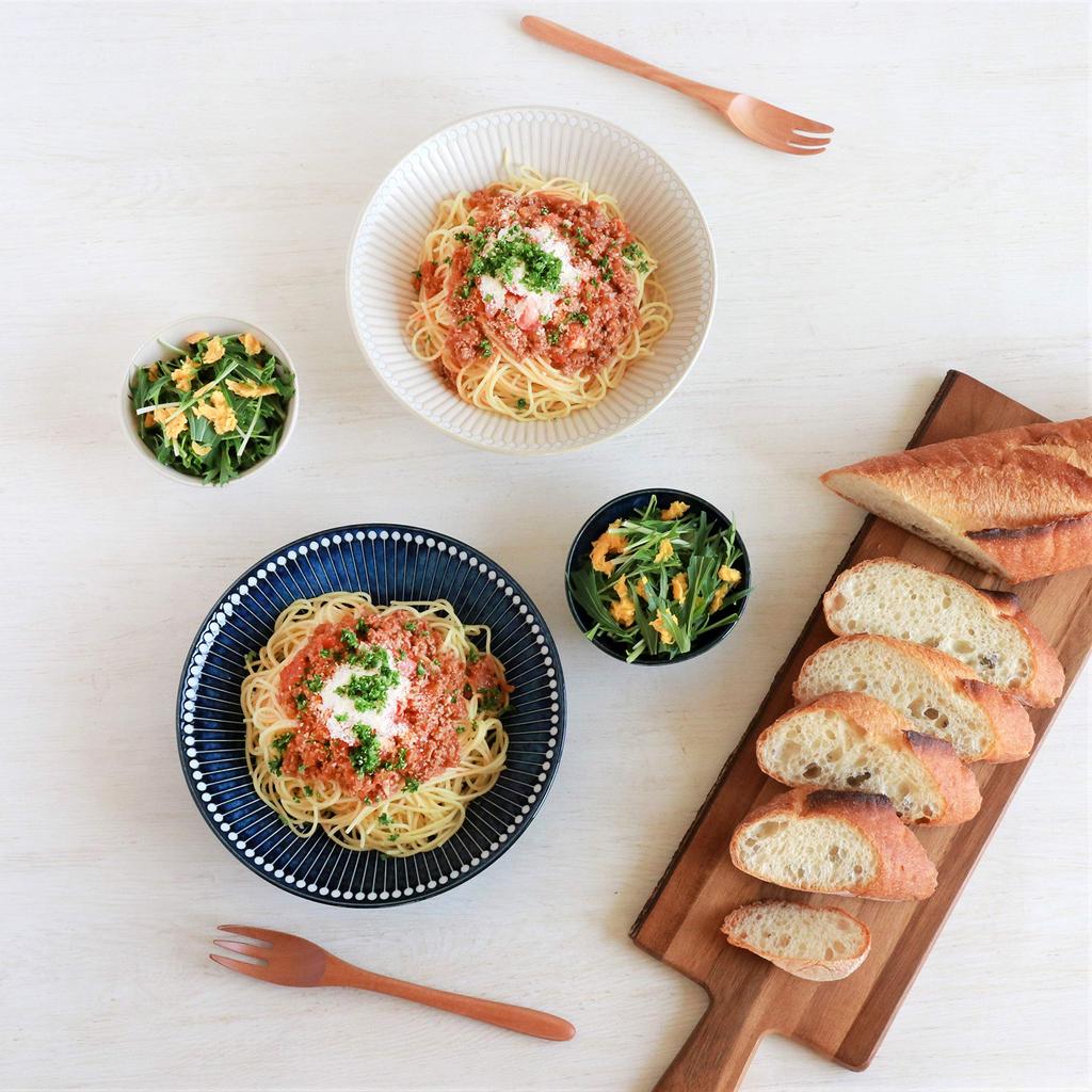 Minoru Pottery Mino Ware Albee 105-Pack Bowl Set (2 Colors, Navy and Beige) with Lids