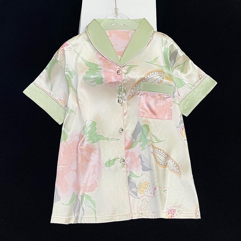Retro Floral Ice Silk Short-Sleeve Pajamas Set for Women - Spring/Summer Collection