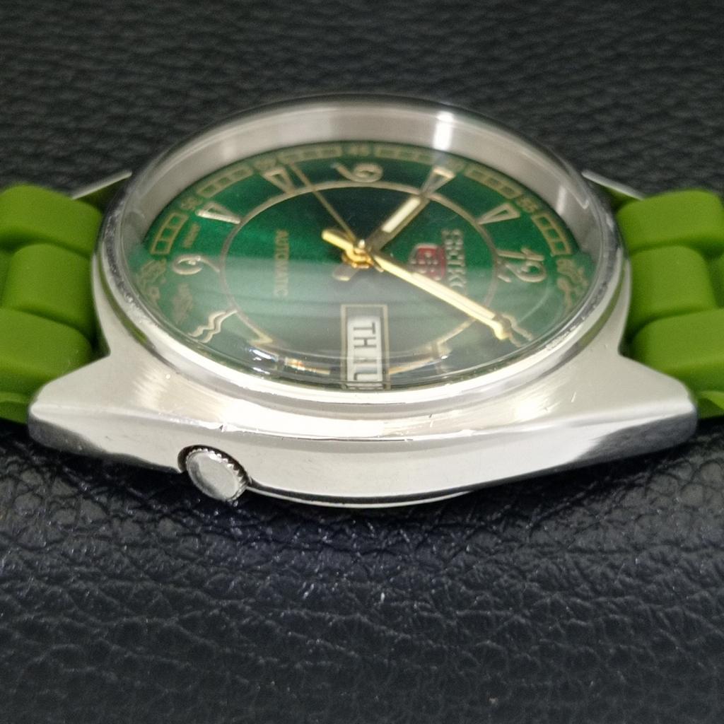 JAPAN VINTAGE SEIKO 5 AUTOMATIC 6349A MENS GREEN COLOR DIAL WATCH a702330-5 R124-a702330