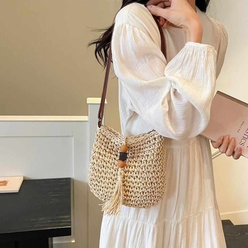 Straw Bag Women's Beach Shoulder Bag Crossbody Bag Large Capacity Women's Bag