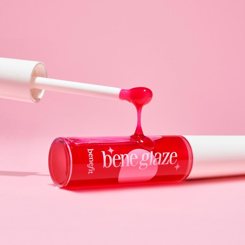 Benefit Rolling With Benetint