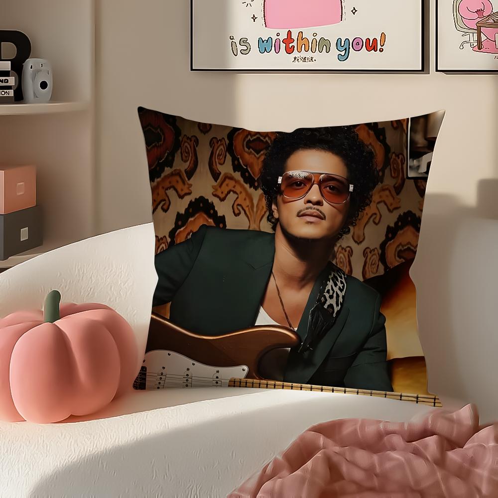 Classic Pop American Singer BBruno Mars Cushion Cover Pillowcase Short Plush Invisible zipper Room Sofa Cushion Cover