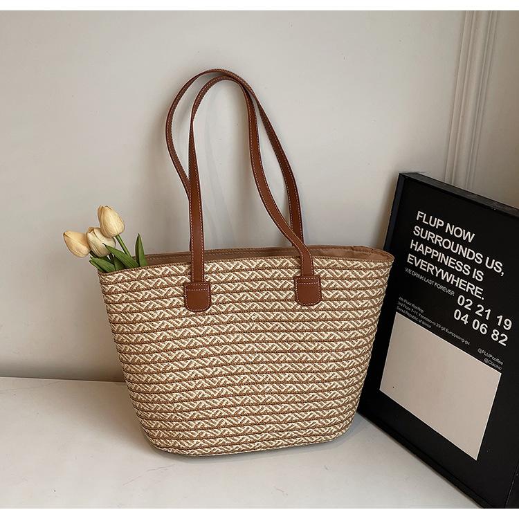 Casual Large-capacity Commuter Bag Paper Rope Color Matching Woven Bag Fashion Striped Straw Bag Spring and Summer Women's Bag