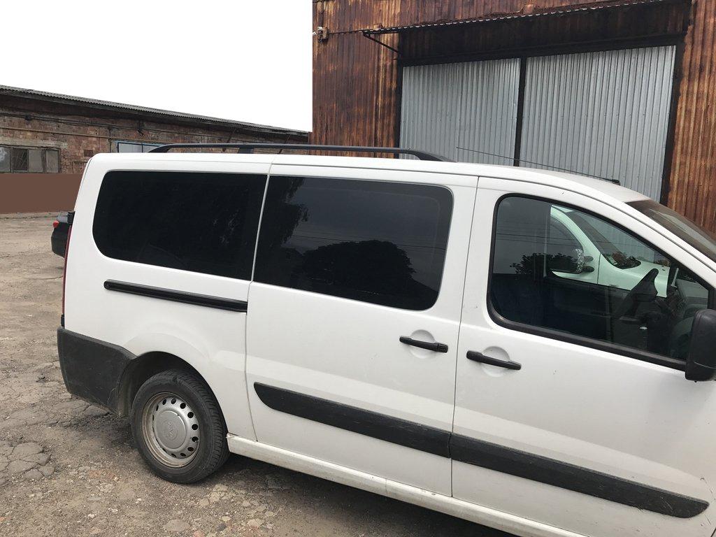 

Рейлінги чорні Коротка база, Пластикові ніжки для Citroen Jumpy 2007-2017 рр.