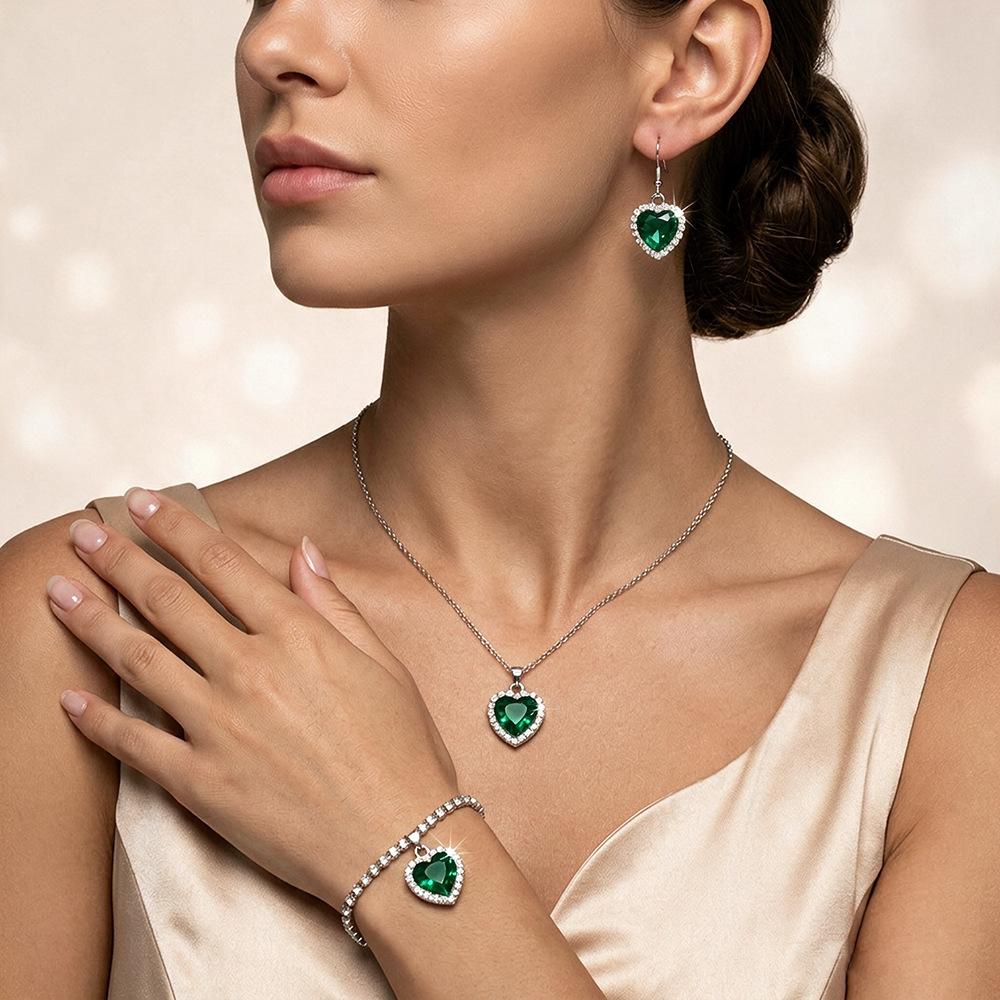 European and American Niche Design Jewelry Light Luxury Full Diamond Love Pendant Neck Chain Earrings High-end Necklace Set