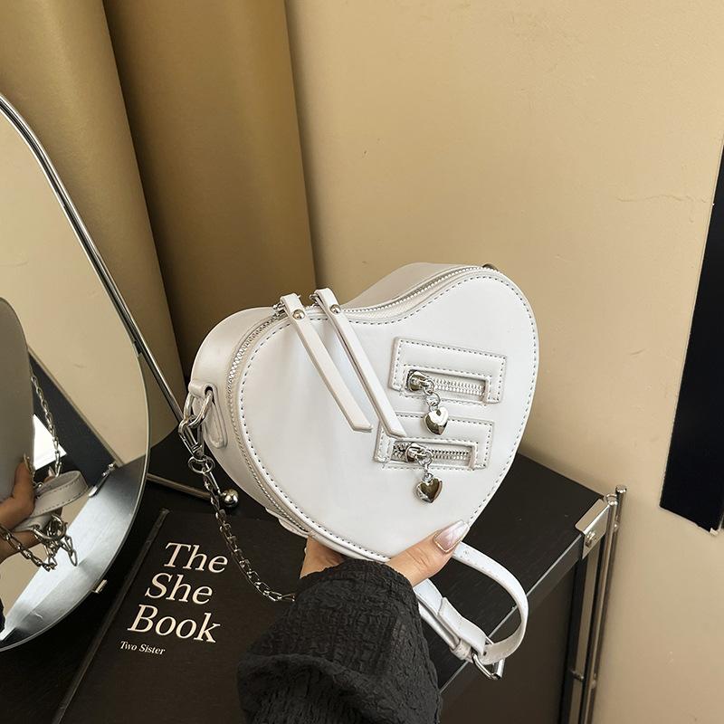 Small Bag Women's Spring and Summer New High-end Sense Versatile Love Fashion Chain Messenger Box Bag