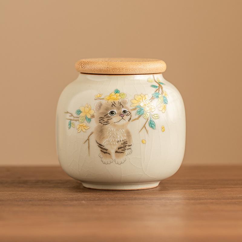 cute cat ceramic tea can small can portable car storage tea can moisture-proof sealed tea storage tank tea can