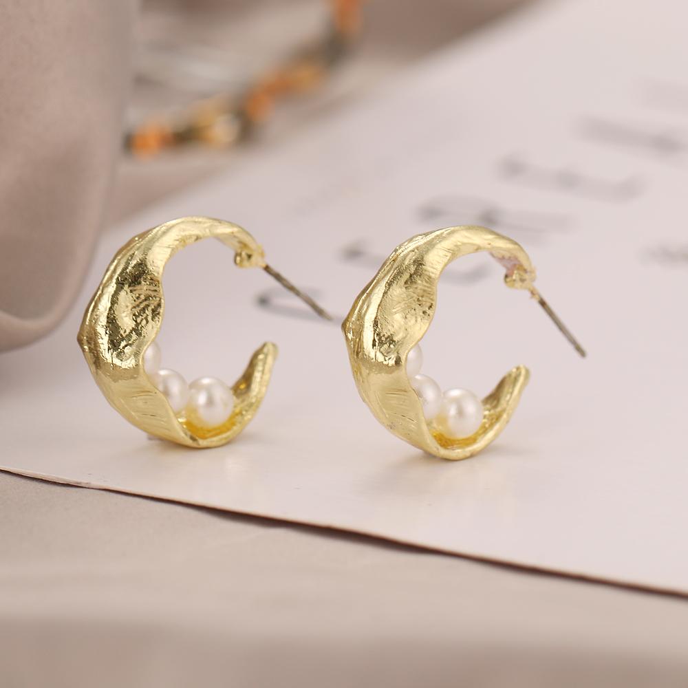 Simple Creative Exaggerated Pineapple Love Heart-shaped Geometric Chain Earrings Women Personality Geometric Girl Earrings