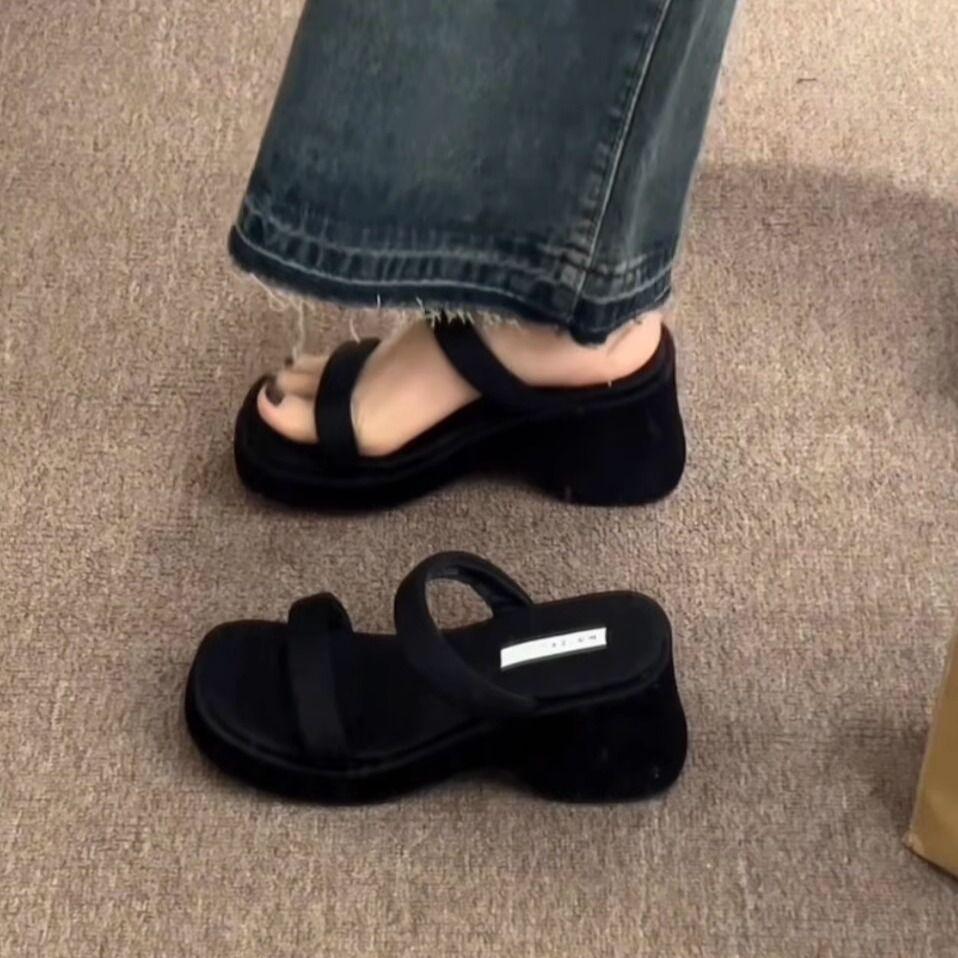 Thick-soled small man height-increasing slippers women's 2025 new summer wear fashionable and simple word with wedge heel high-heeled sandals