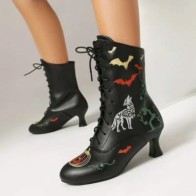 Mode 2025 Neuer Trend Fledermaus Bestickte Stiefel Damen Vintage Kitten Heels Halloween Cosplay Stiefel Mid-calf Schnürstiefel Partyschuhe 46