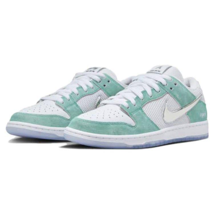 April Skateboards X Nike Dunk Low SB Turbo Green Unisex Sneakers Metallic-Silver FD2562-400