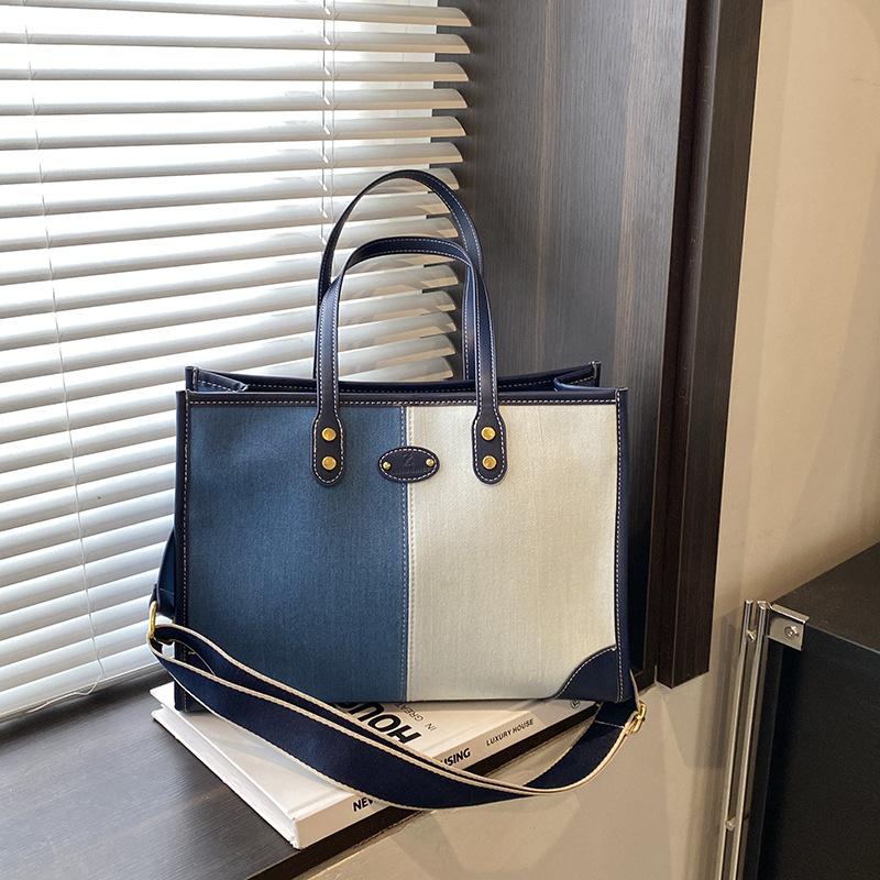 

Джинсовая сумка женская большой вместимости новая контрастного цвета сумка-мессенджер универсальная одноплечевая классическая сумка-тоут светло-синий