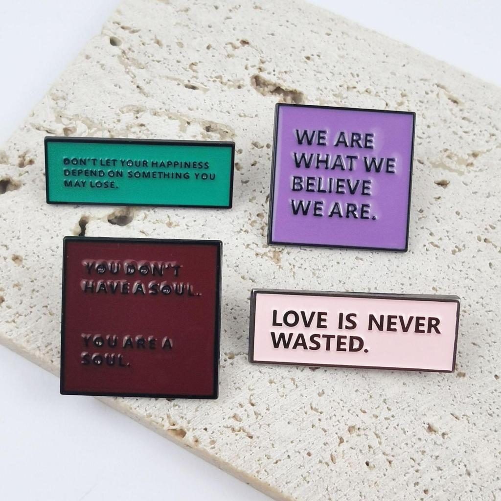 Classic English Quote Brooch: Elegant Geometric Enamel Alloy