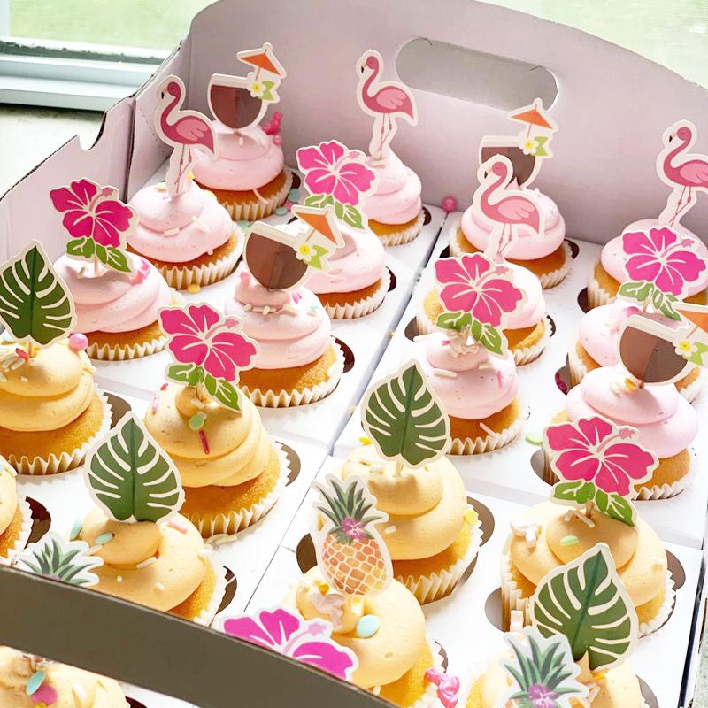 24Pcs Hawaiian Cupcake Decoration Flamingo Pineapple Palm Leaf Toothpick Tropical Summer Beach Birthday Party Cake Decoration