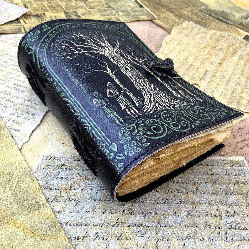 

Gift Tree Leather journal Leather Notebook Sketchbook DND journal Gift for her Gift for him Gifts for mom | 200 deckle Paper 7 x 5 in