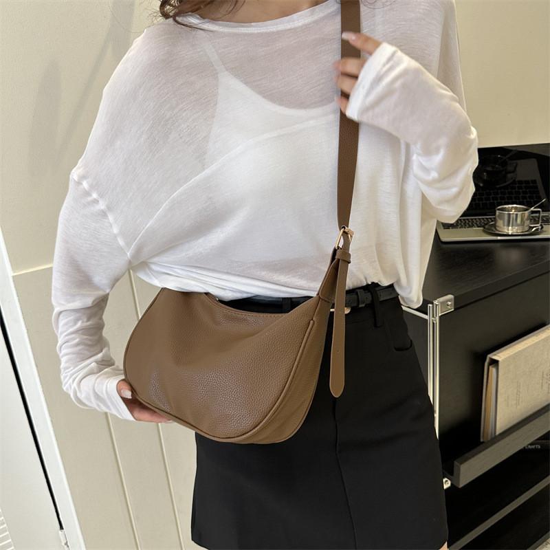 Fashionable Casual Shoulder Bag For Women 2023 Stylish Pu Leather Crossbody Bag With Polyester Lining
