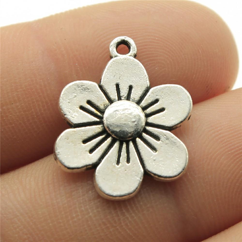 20 Stück Blumenanhänger Antiksilberfarbe Sonnenblumenanhänger Schmuck DIY Gänseblümchen-Anhänger Für Armbandherstellung