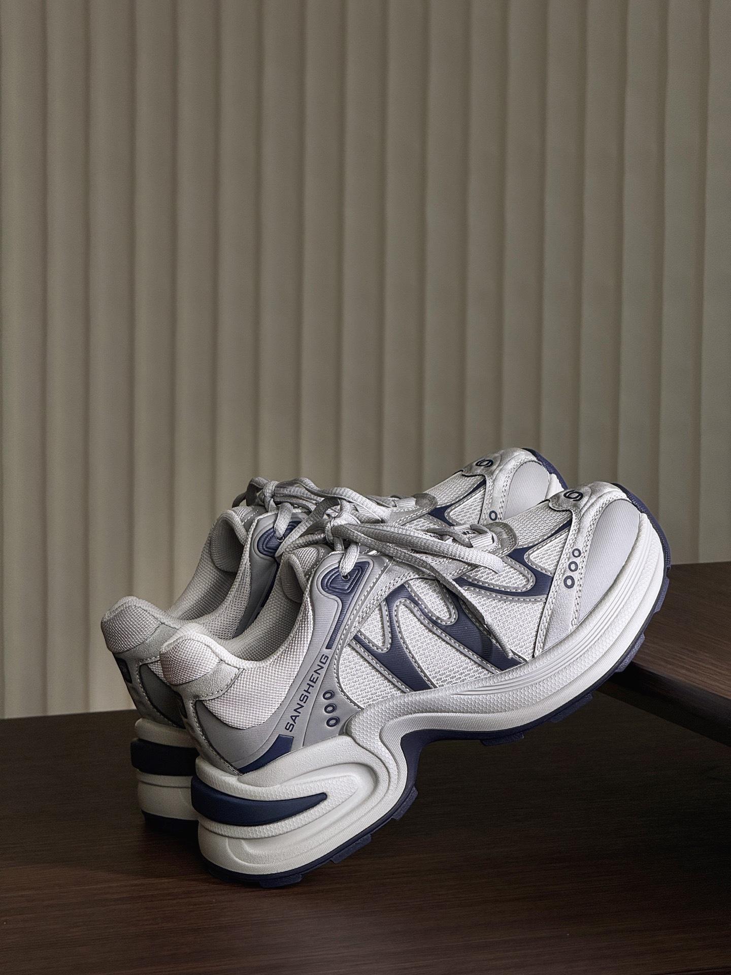 

Нишевый дизайн, чувство стиля, уличные альпинистские кроссовки для бега и тренировок, для путешествий, фитнеса, сетчатые дышащие, на толстой подошве, спортивные кроссовки для папы, женские 35