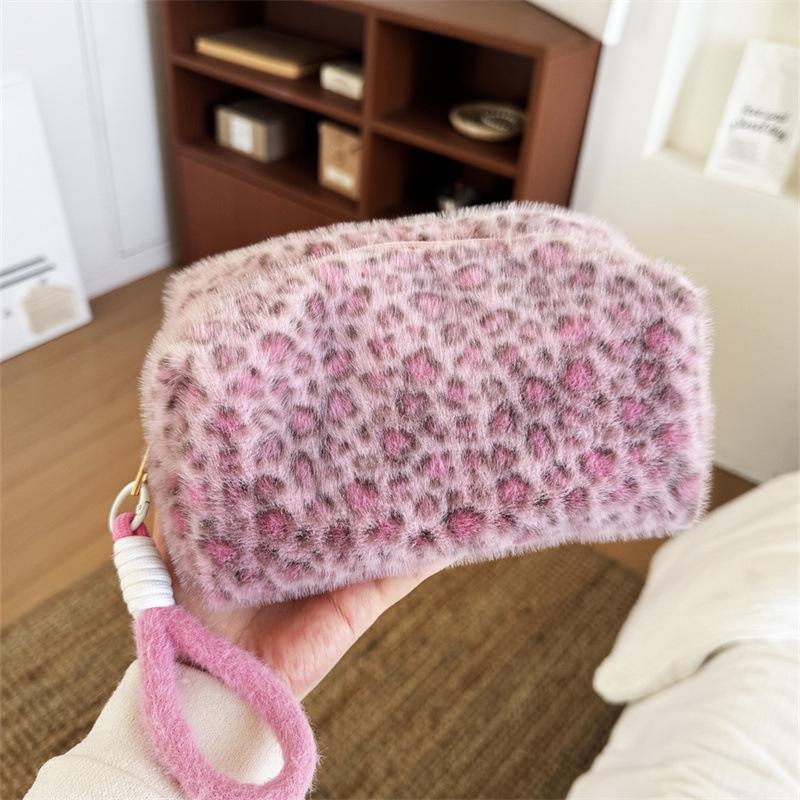 Leopard Print Pink Plush Bag: Large-Capacity, Portable Cosmetic Bag for Fall & Winter