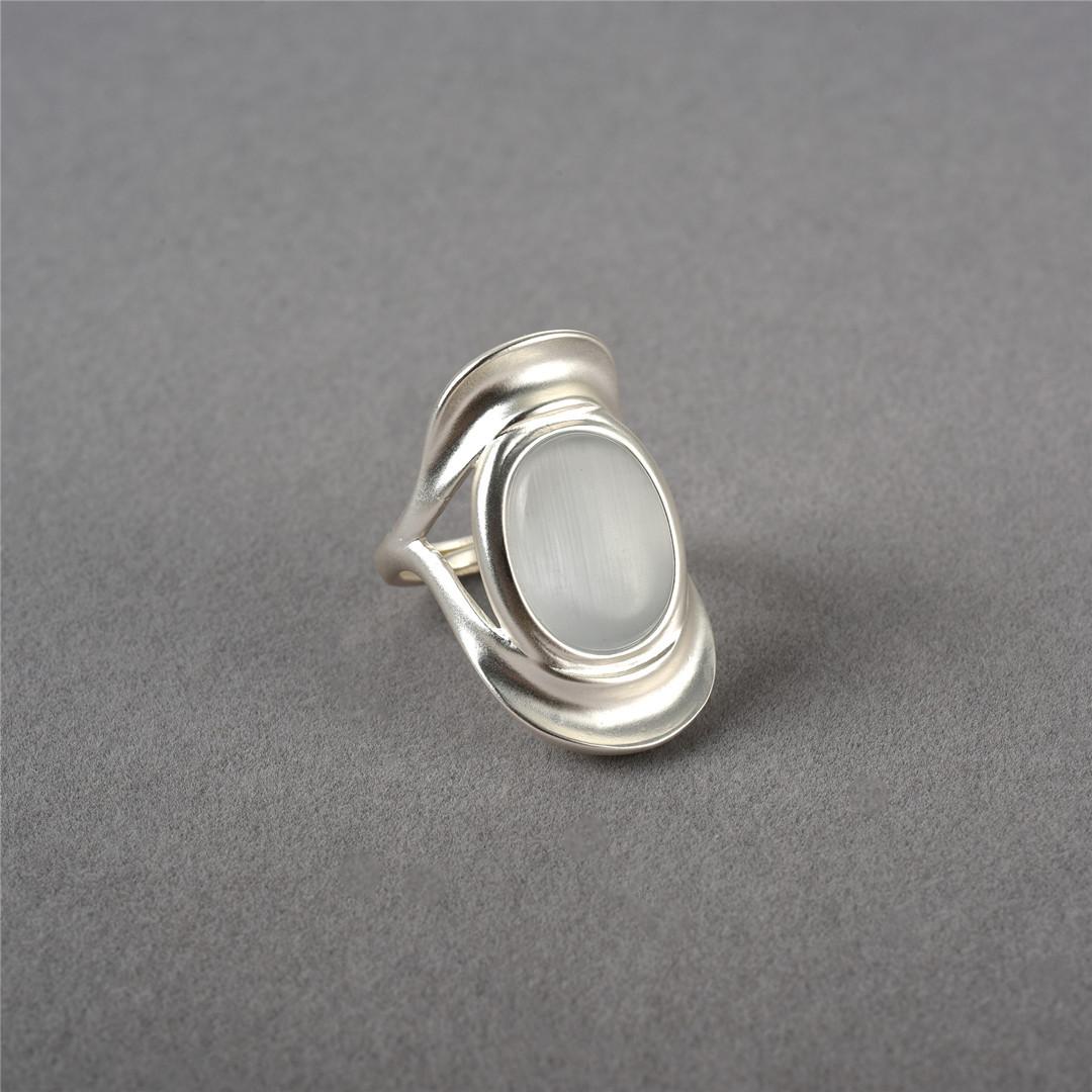 

Niche Veil Matte Inlaid Opal Opening Can Be Fine-Tuned Ring Personality Unique Trend Ring Women opening adjustable
