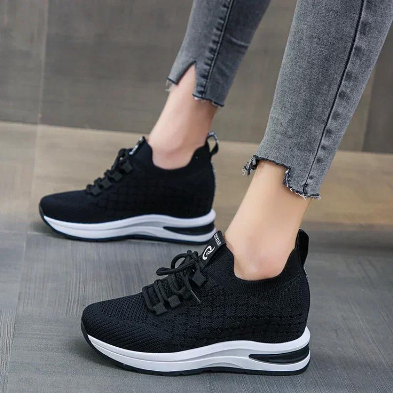 Baskets Mode pour Femmes Chaussures Décontractées Femmes Talons à Plateforme Compensées Augmentant la Hauteur Tricotées Dames Maille Respirante Chaussures Vulcanisées