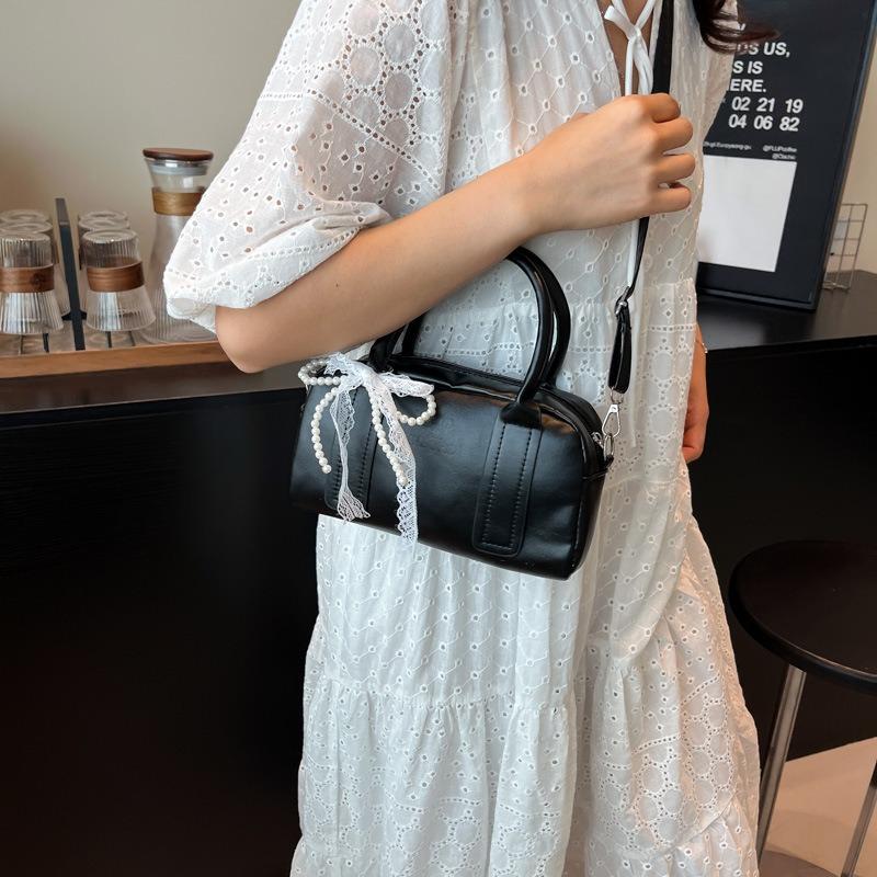 High-end Fashion Handbag Women's Spring New Niche Temperament Versatile Messenger Bag