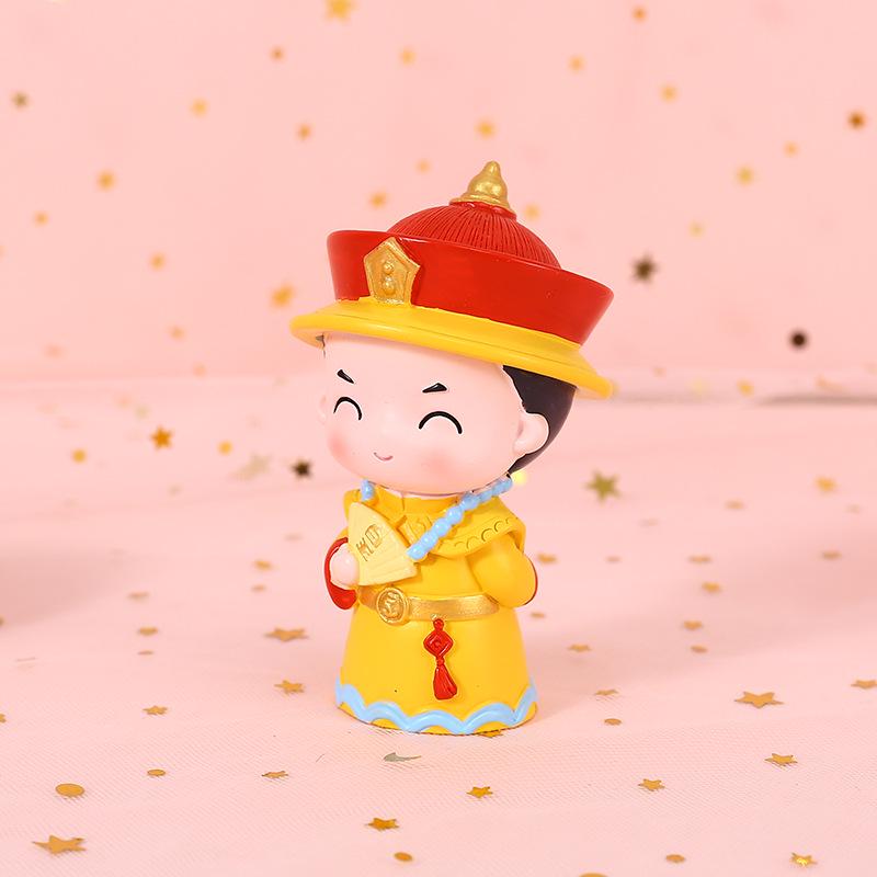 Hand-Painted Emperor & Empress Cake Ornaments for Home Decor & Gifts