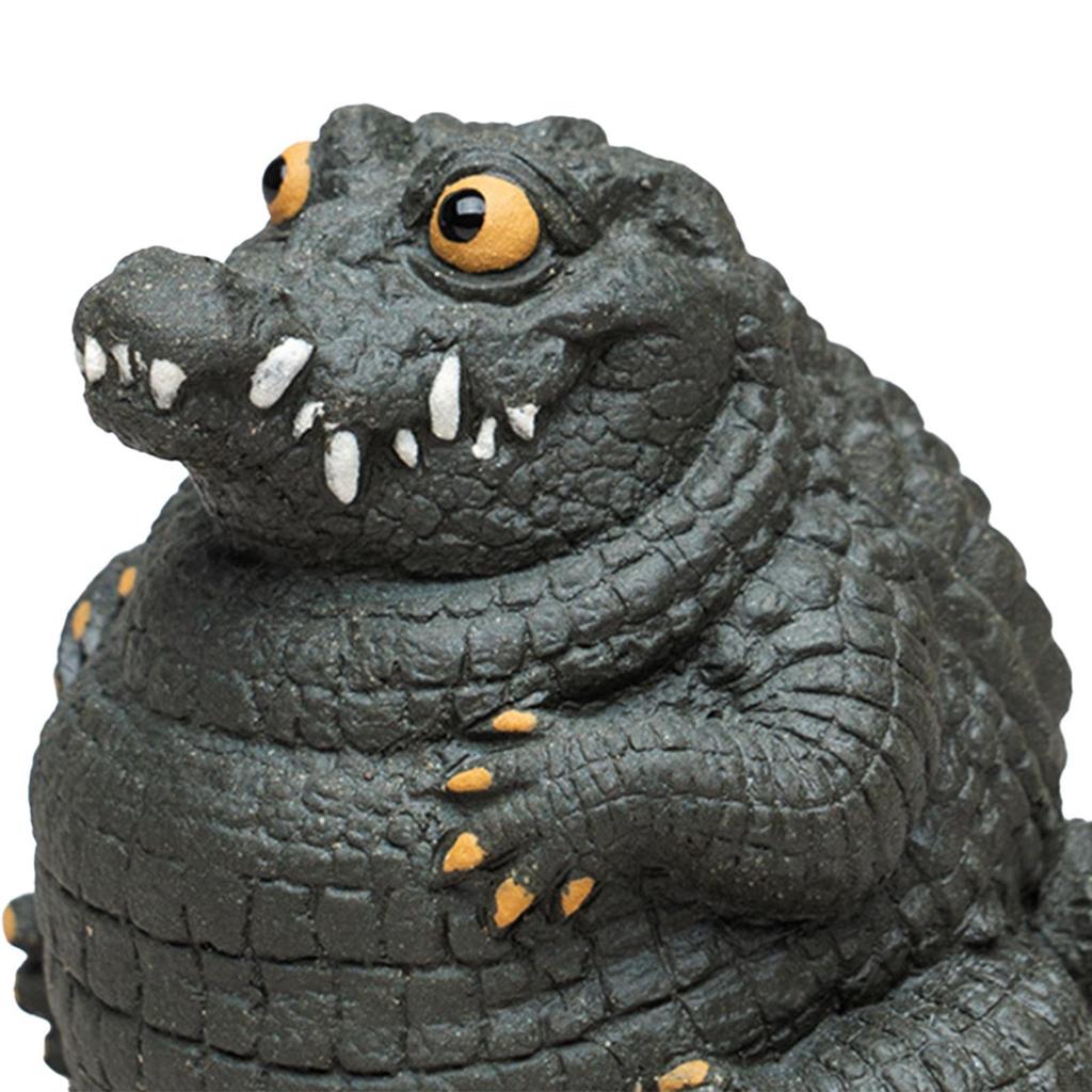 Crocodile Statue Tea Pet Ornament Art Decorative Figurine Animal Sculpture for Ceremony
