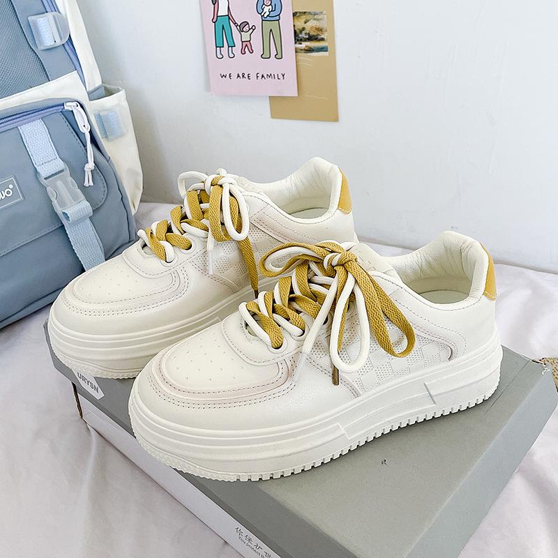 

College style increases, little white shoes women s 2025 new autumn muffin sole women s shoes ins versatile shoes thick baseplate shoes 40