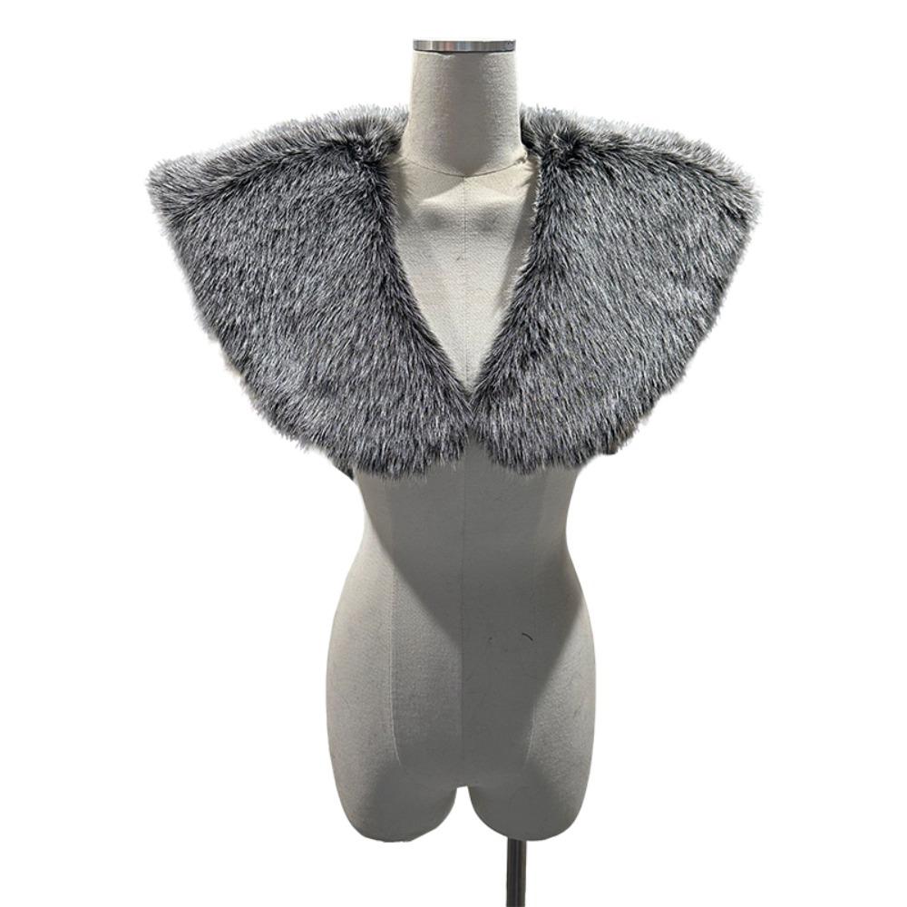 Pirate Design Medieval Viking Cape Hunter Style Faux Fur Cloak Retro Warrior Cloak